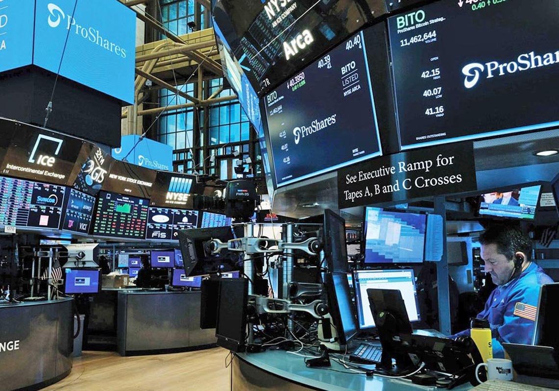 تذبذب‭ ‬حاد‭ ‬في‭ ‬وول‭ ‬ستريت‭ ‬وضغوط‭ ‬على‭ ‬أسهم‭ ‬التكنولوجيا‭ ‬مع‭ ‬استمرار‭ ‬إعادة‭ ‬تسعير‭ ‬فقاعة‭ ‬الذكاء‭ ‬الاصطناعي