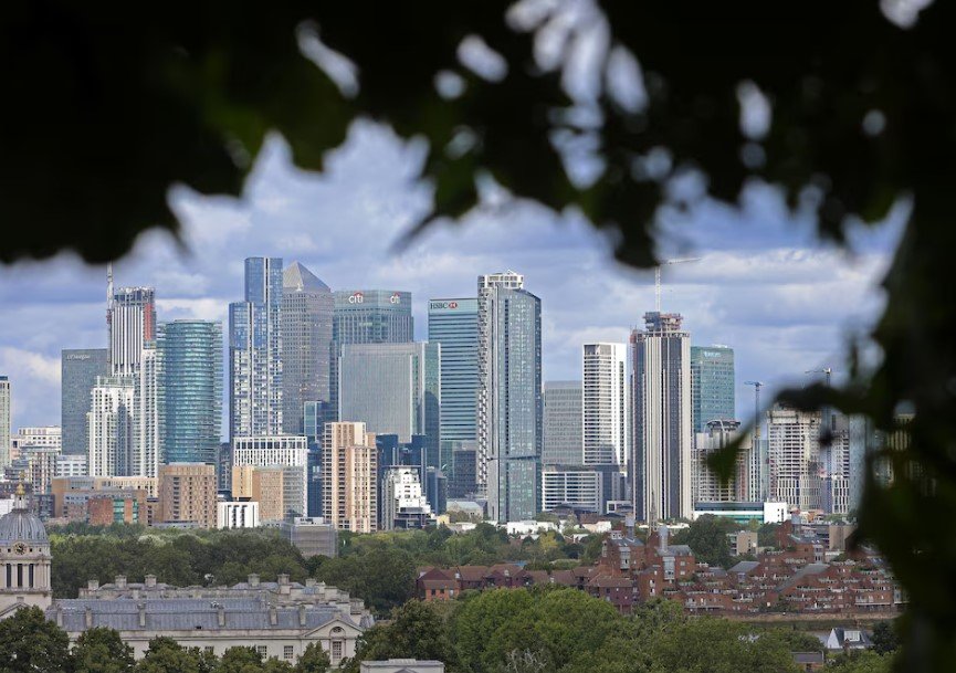 مراجعة خطط تطوير مبنى إداري بارز مع تعافي الطلب على المكاتب