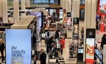 مبيعات التجزئة الأمريكية ترتفع بوتيرة ضعيفة مع تراجع قوة إنفاق المستهلكين