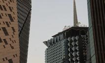 "الأهلي السعودي" يسعى لاقتراض مليار دولار ضمن موجة تمويل خليجية قياسية