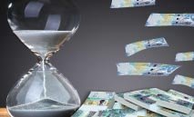 موجة‭ ‬بيع‭ ‬واسعة‭ ‬تضرب‭ ‬بورصة‭ ‬الكويت‭ ‬والمؤشرات‭ ‬تُغلق‭ ‬في‭ ‬المنطقة‭ ‬الحمراء