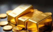 الذهب‭ ‬يرتفع‭ ‬بأكثر‭ ‬من‭ ‬2‭ % ‬ليصل‭ ‬إلى‭ ‬4420‭.‬3‭ ‬دولارا‭ ‬للأونصة‭ ‬