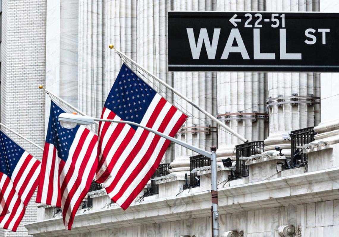 الأسهم‭ ‬الأميركية‭ ‬تتراجع‭ ‬من‭ ‬مستويات‭ ‬قياسية