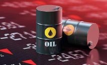 أسعار‭ ‬النفط‭ ‬تتراجع‭ ‬مع‭ ‬انحسار‭ ‬التوترات‭ ‬في‭ ‬الشرق‭ ‬الأوسط