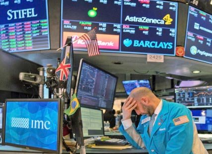 الأسهم‭ ‬الأميركية‭ ‬تسجل‭ ‬أكبر‭ ‬خسارة‭ ‬أسبوعية‭ ‬منذ‭ ‬نوفمبر‭ ‬